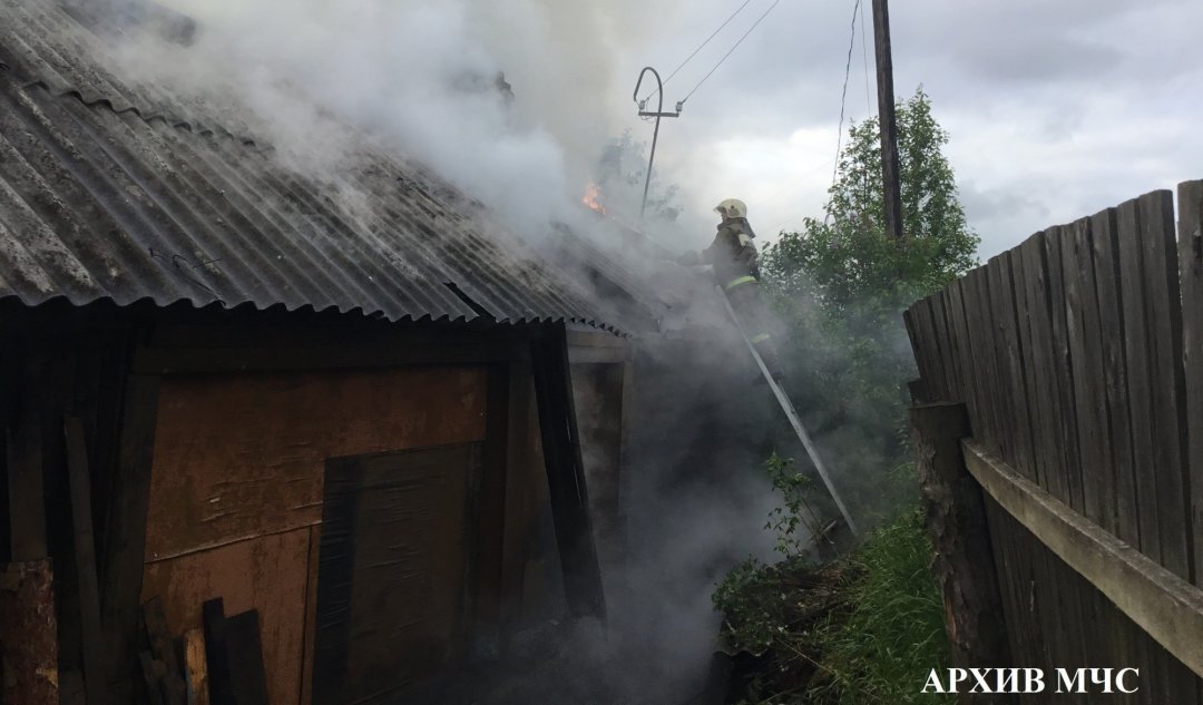 Пожар в Антроповском районе локализован